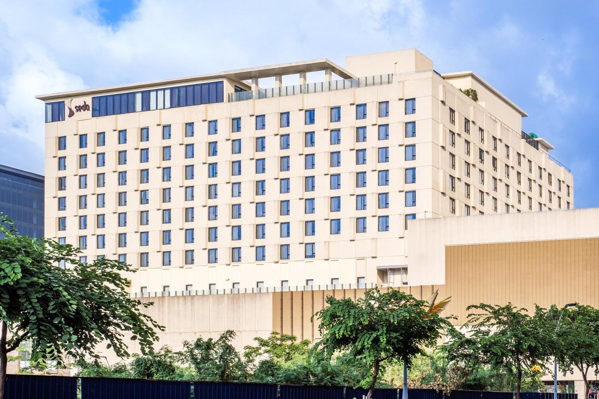 Seda Manila Bay Hotel Paranaque City ภายนอก รูปภาพ