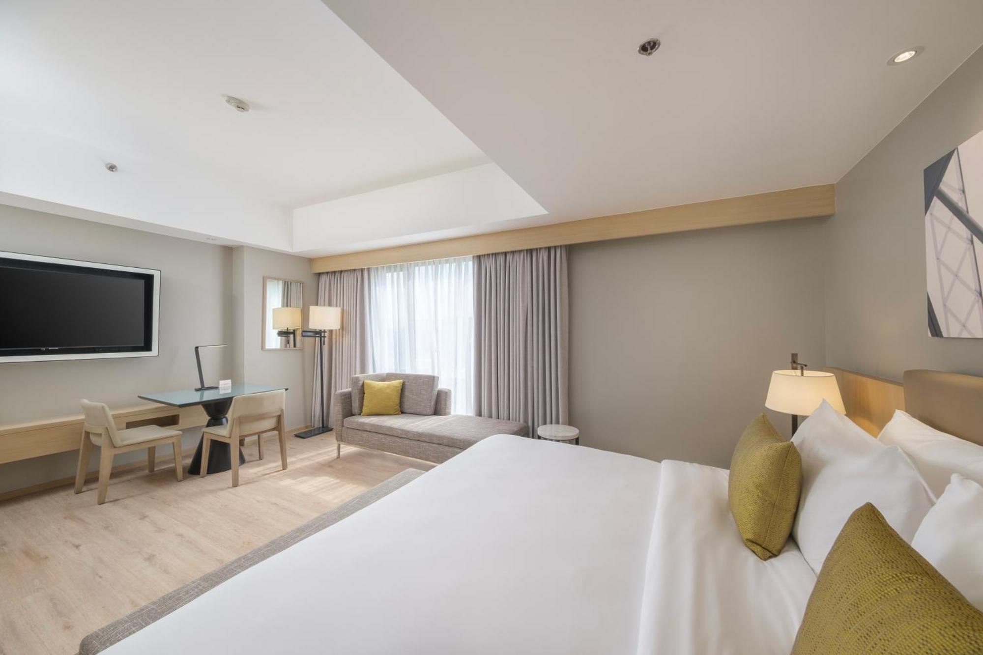 Seda Manila Bay Hotel Paranaque City ภายนอก รูปภาพ