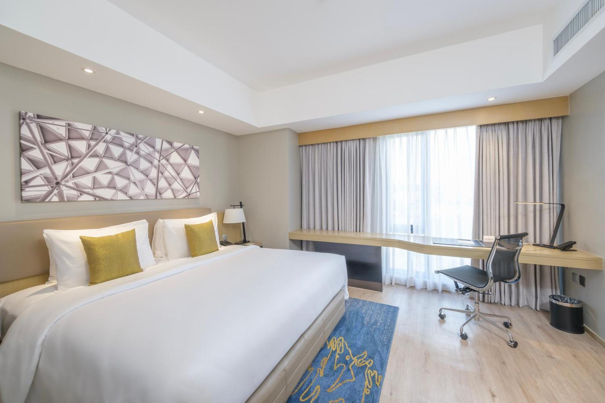 Seda Manila Bay Hotel Paranaque City ภายนอก รูปภาพ