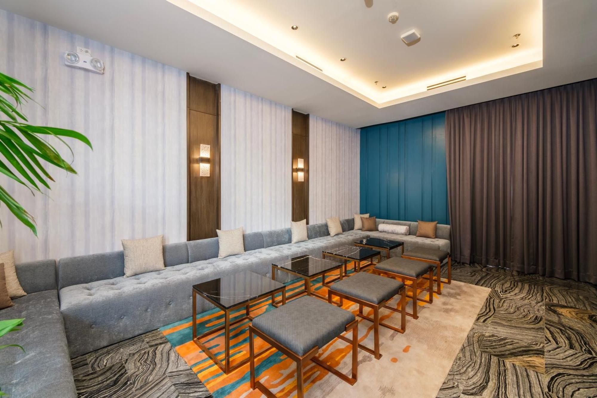 Seda Manila Bay Hotel Paranaque City ภายนอก รูปภาพ
